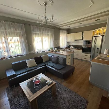 Apartamento Relax Zalaegerszeg Exterior foto
