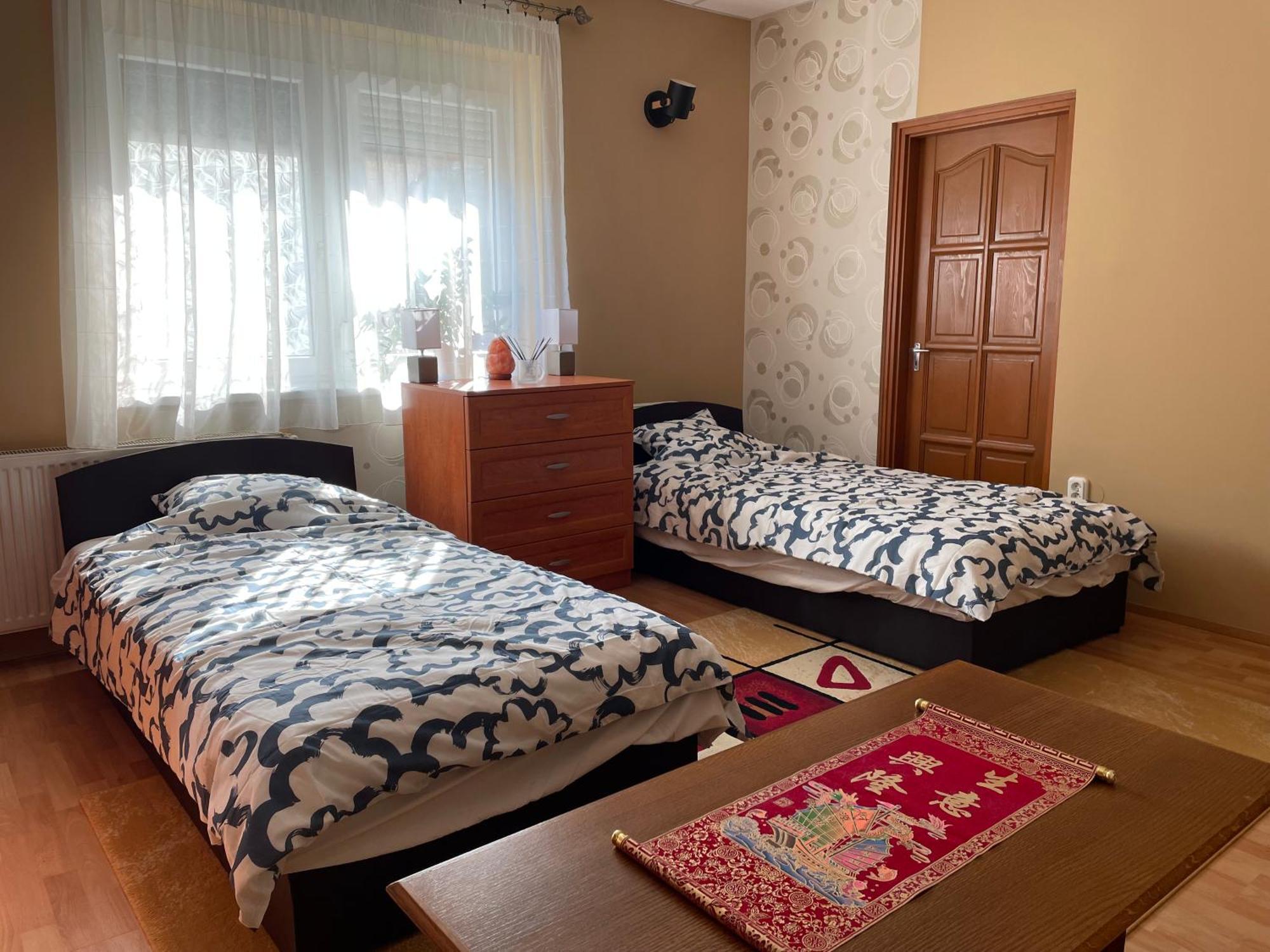Apartamento Relax Zalaegerszeg Exterior foto