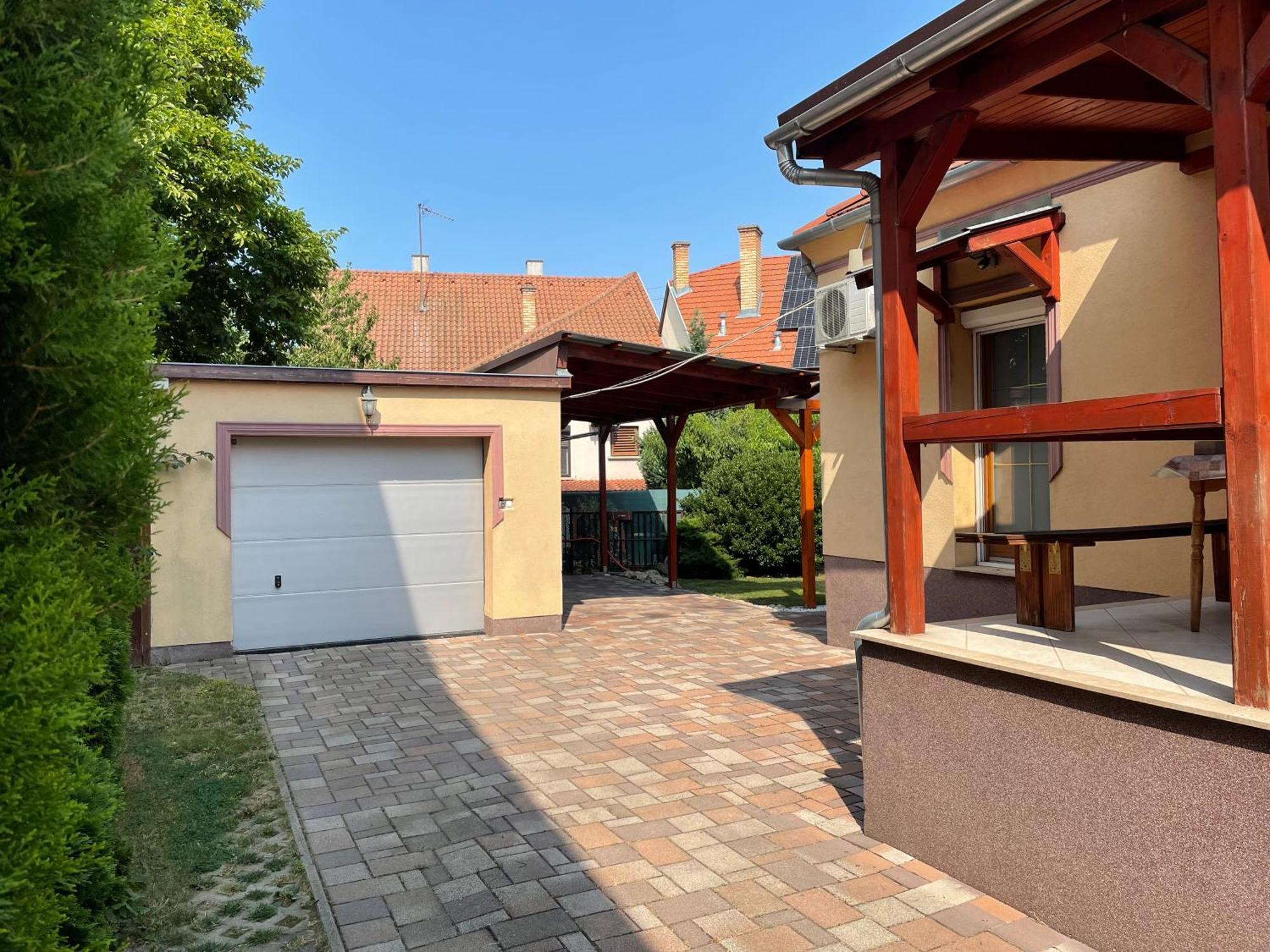 Apartamento Relax Zalaegerszeg Exterior foto