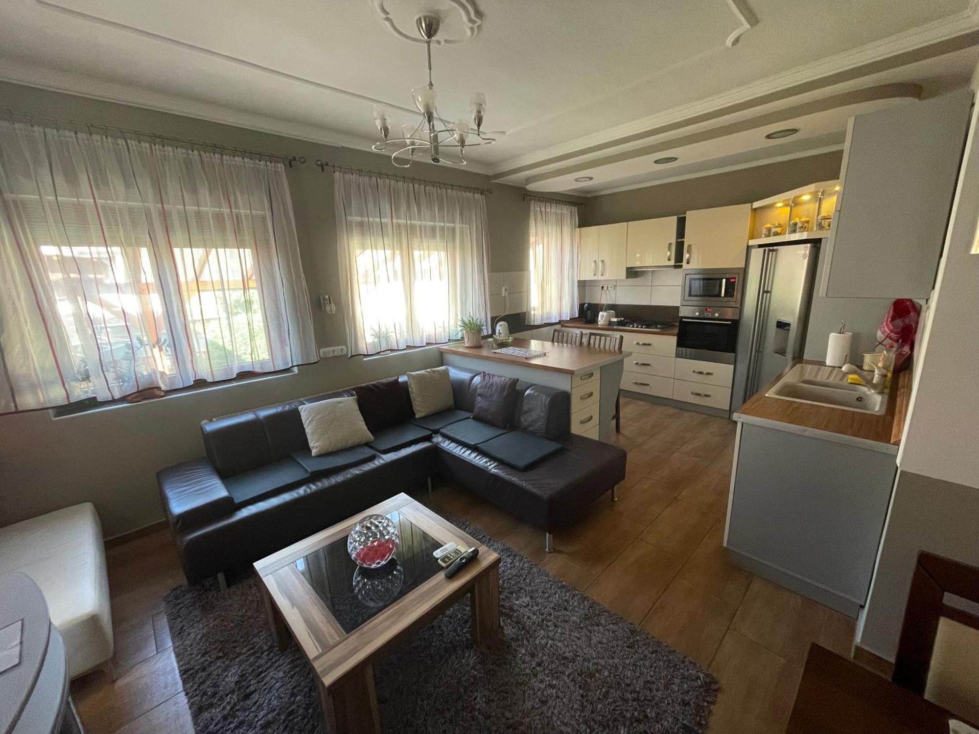Apartamento Relax Zalaegerszeg Exterior foto